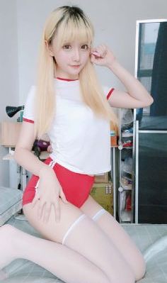 女人被狂躁视频免费网站_720完整视频观看