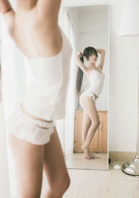 亚洲精品久久久久久久小说_迅雷极速版下载