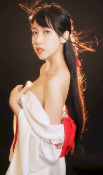 成人嫩草影院免费观看_HD高清电影在线