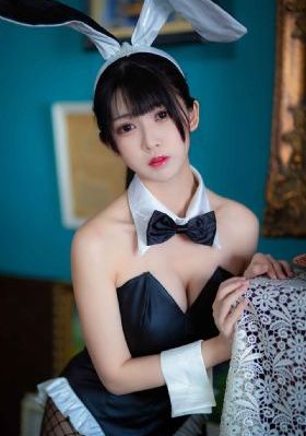 少妇一区二区三区高清在线播放_DVD完整视频观看